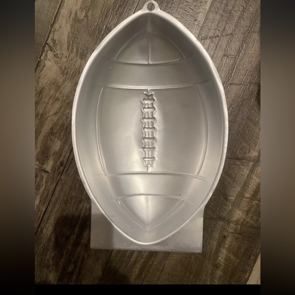 Vintage 1990 Wilton Football Cake Pan RARE - Picture 3 of 6